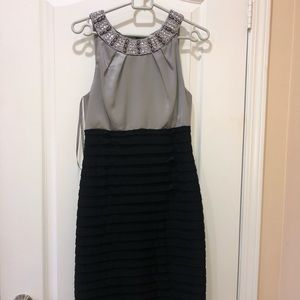 STUNNING FORMAL DRESS (prom/graduation/business event/dinner)